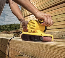 Cargar imagen en el visor de la galería, Lijadora de banda 3 X 21 900W Stanley SB90-B3