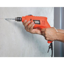 Cargar imagen en el visor de la galería, TALADRO 3/8 PER.1 VEL 3.7 A 550W 2.900 RPM BLACK+DECKER TB550-B3
